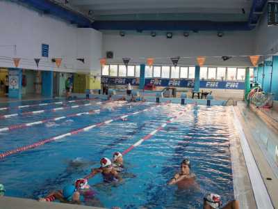 �In questa piscina svolgiamo diversi corsi � spiega Tau �: dal nuoto tradizionale al sincronizzato, sino ad arrivare all�acquagym�